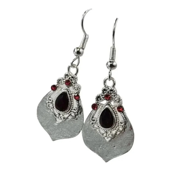 Royal Shield Women’s Small Delicate Earring Set2 - Picture 1 of 6